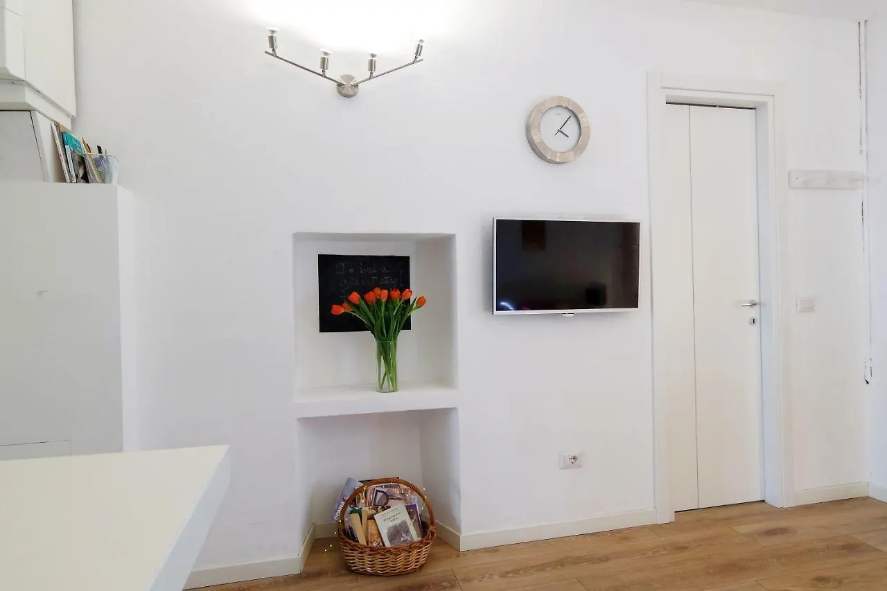 Appartamento Likehome Milano - Via Crema Italia