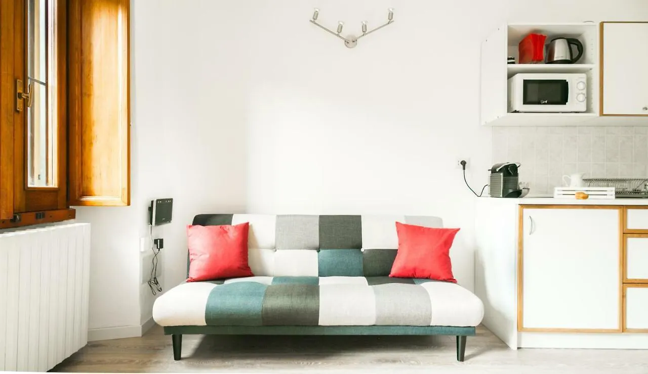 Likehome Milano - Via Crema מילאנו
